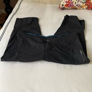 Columbia Capri Pants